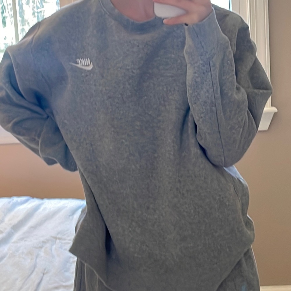 Nike sweater
